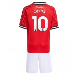 Manchester United Matheus Cunha #10 Replika Hemmatröja Barn 2025-26 Kortärmad (+ Korta byxor)